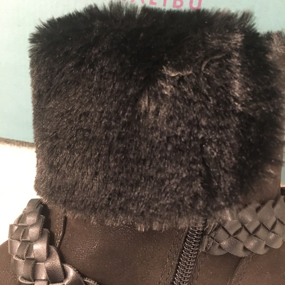 - 🐡Blowfishes Black Zip up Boots 🐡 - Picture 13 of 15